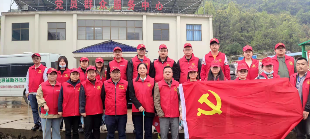 践行雷锋精神 助力乡村振兴004.png